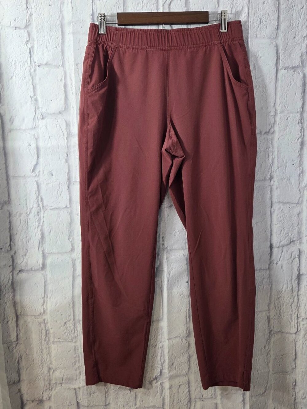 Eddie Bauer Medium Maroon Elastic Waist Lightweight Casual Joggers